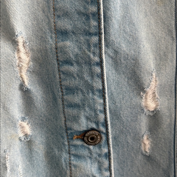 Light Blue Wash Jean Jacket Size XL - Picture 4 of 9